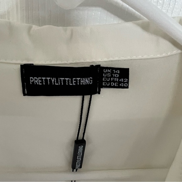 Pretty Little Things deep V plunge long sleeved blouse off white/cream size US10 - Picture 4 of 9